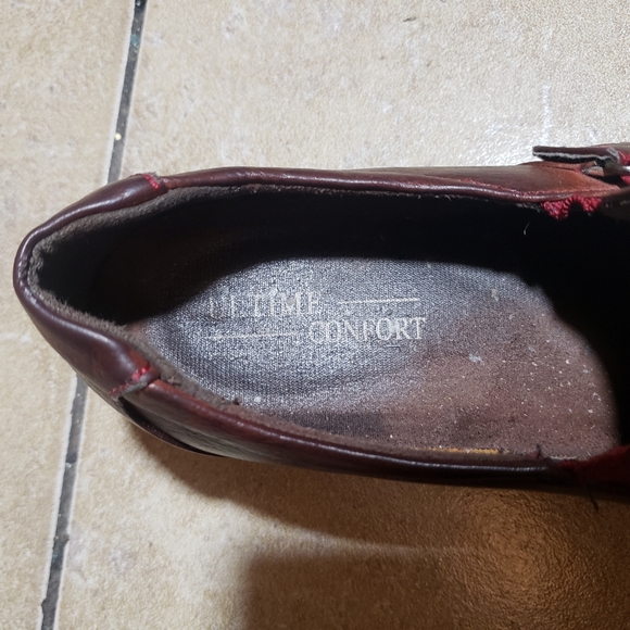 Ultime Confort Brown Genuine Leather Slip On Loafers Shoes Size 8 M - Picture 3 of 8